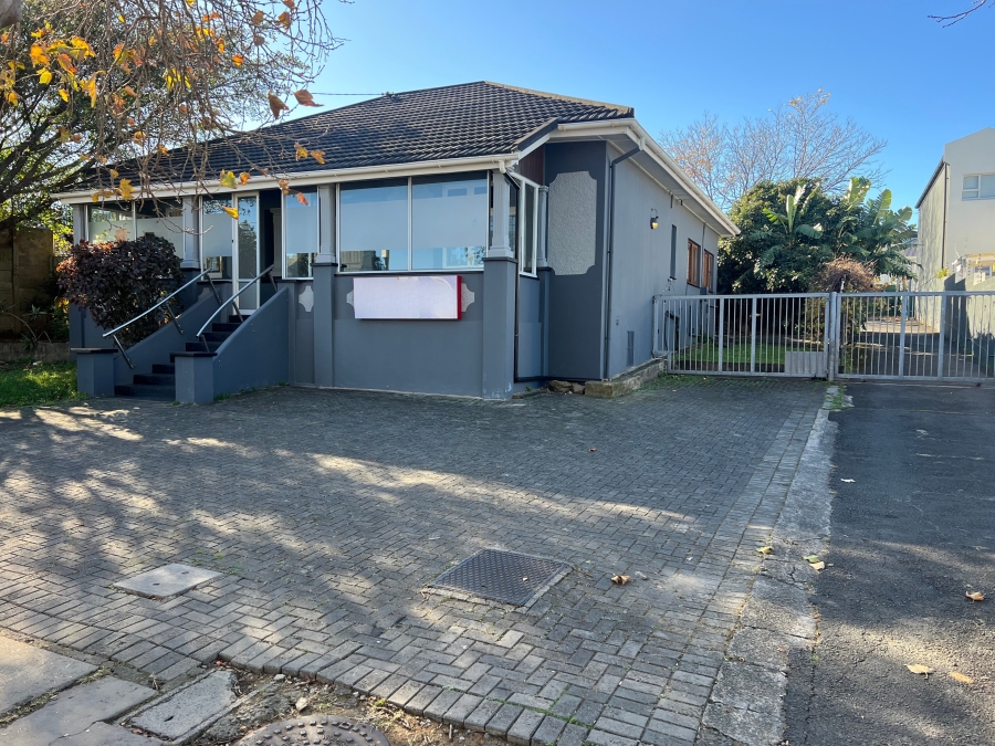 Commercial Property for Sale in Vincent Eastern Cape